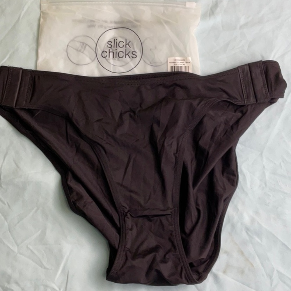 Slick Chicks Women's Accessible Black Panties